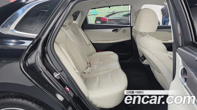 Hyundai Grandeur New — Фото автомобиля 17