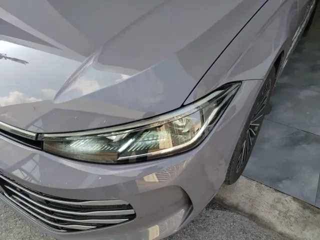 Volkswagen Passat — Фото автомобиля 17