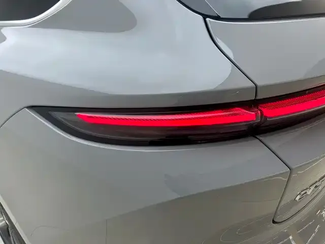 Nio ET5 Touring — Фото автомобиля 16