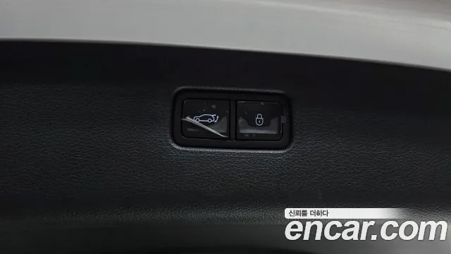 Genesis GV80 — Фото автомобиля 27