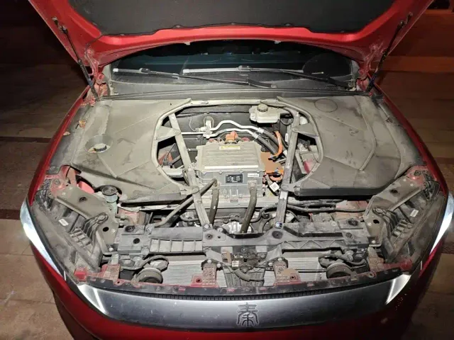 BYD Qin PLUS — Фото автомобиля 16