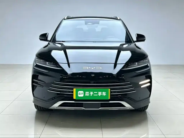BYD Song PLUS PHEV 2024 Glory Edition DM-i 110km Flagship PLUS — Фото автомобиля 2