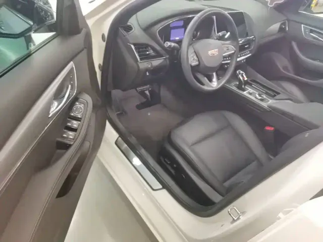Cadillac CT5 — Фото автомобиля 15