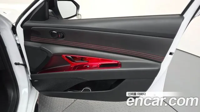 Hyundai AVANTE Inspiration N Line — Фото автомобиля 24