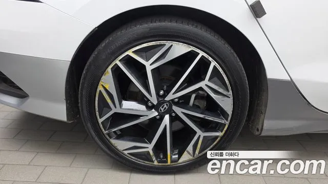 Hyundai Ioniq 6 — Фото автомобиля 5