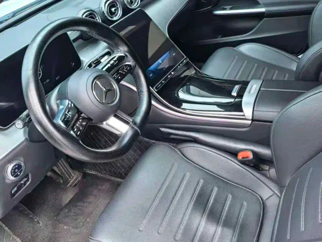 Mercedes-Benz C-Class — Фото автомобиля 6
