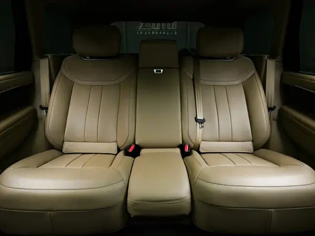 Land Rover Range Rover — Фото автомобиля 13