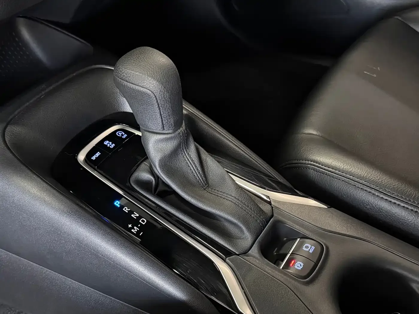 Toyota Levin 2023 185T CVT Luxury — Фото автомобиля 16
