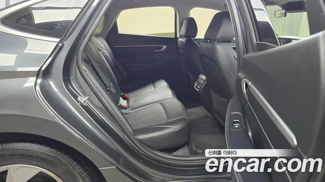 Hyundai Sonata Sonata Edge(DN8) 2.0 LPG(Для проката) — Фото автомобиля 12