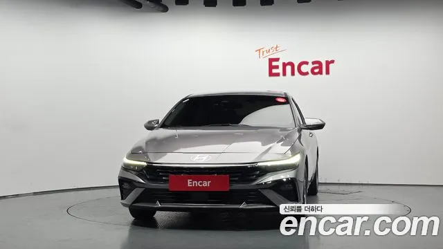 Hyundai Avante CN7 — Фото автомобиля 3