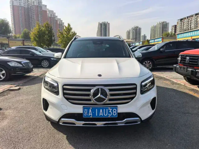 Mercedes-Benz GLB-Class — Фото автомобиля 2