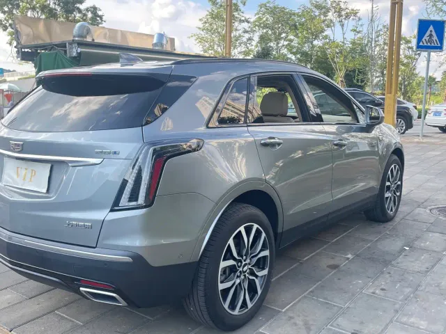 Cadillac XT5 — Фото автомобиля 15
