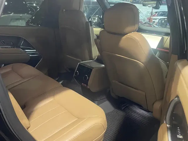 Land Rover Range Rover — Фото автомобиля 8