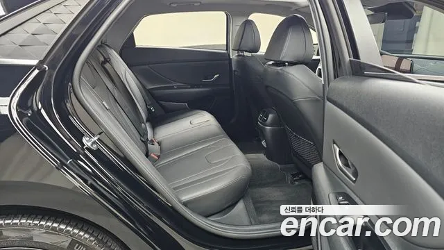 Hyundai AVANTE Новый Avante (CN7) — Фото автомобиля 11