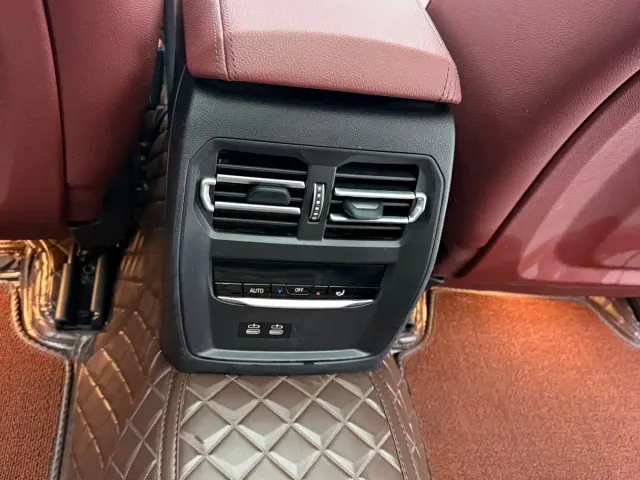 BMW 3 Series — Фото автомобиля 16