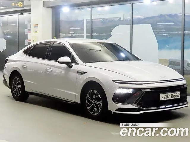 Фотография автомобиля — Hyundai Sonata DN8