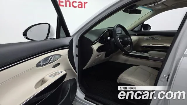 Genesis GV70 2.5T Бензин 2WD — Фото автомобиля 10