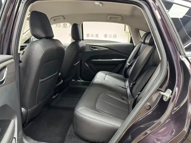 Wuling Starlight — Фото автомобиля 14