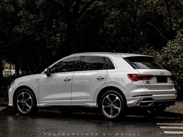 Audi Q3 — Фото автомобиля 10