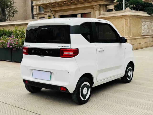 Wuling Hongguang Mini EV — Фото автомобиля 10