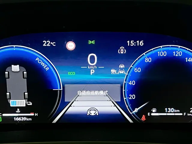 Toyota Alphard — Фото автомобиля 14