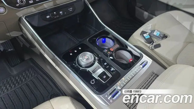 Kia Carnival Generation 4 — Фото автомобиля 11