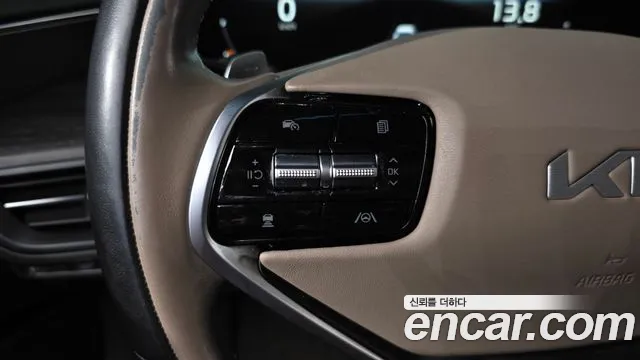 Kia K8 Hybrid — Фото автомобиля 22
