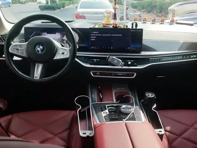BMW X5 — Фото автомобиля 12