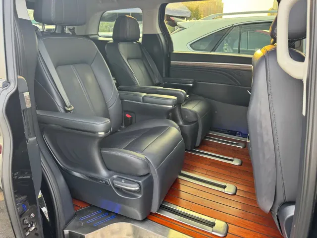 GAC Trumpchi M8 — Фото автомобиля 17