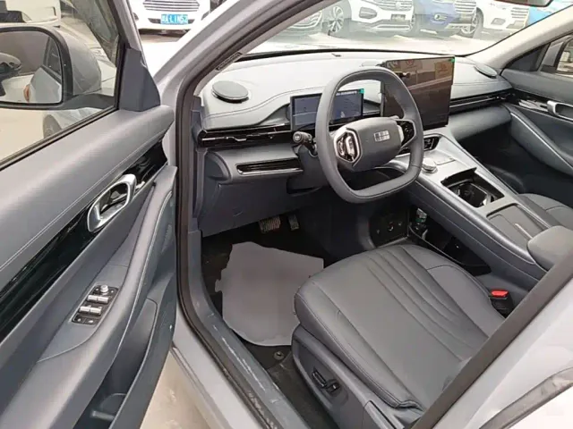 Geely Galaxy E5 — Фото автомобиля 15