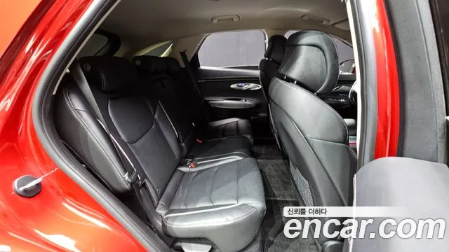 Genesis GV70 2.5T Бензин AWD — Фото автомобиля 11