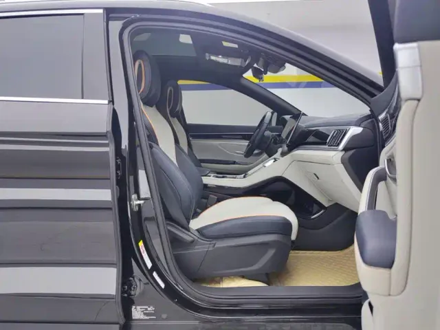 BYD Song PLUS — Фото автомобиля 8