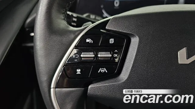 Kia Niro — Фото автомобиля 17