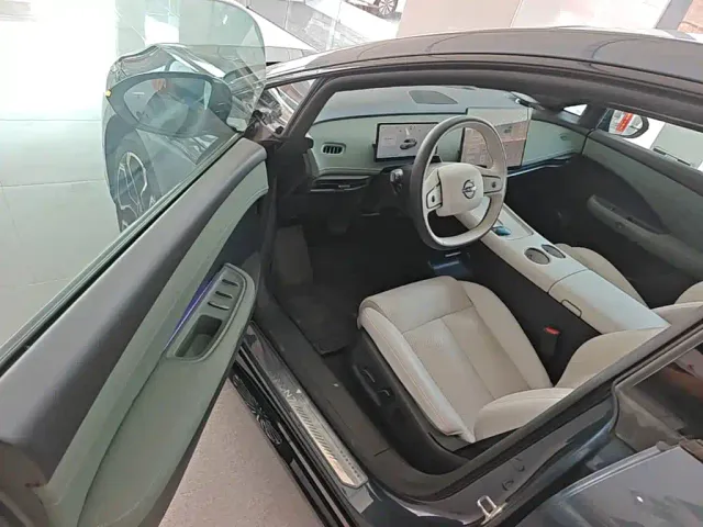 Nissan N7 — Фото автомобиля 15