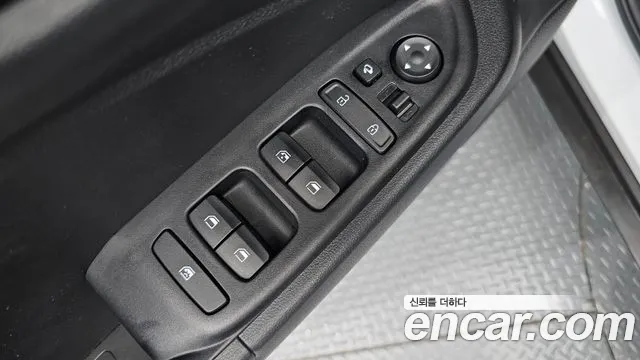 Hyundai Venue Venue 1.6 Modern Plus — Фото автомобиля 20