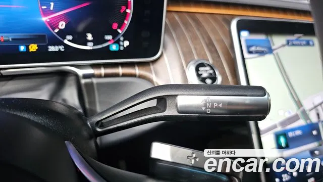 Mercedes-Benz S-Class — Фото автомобиля 7