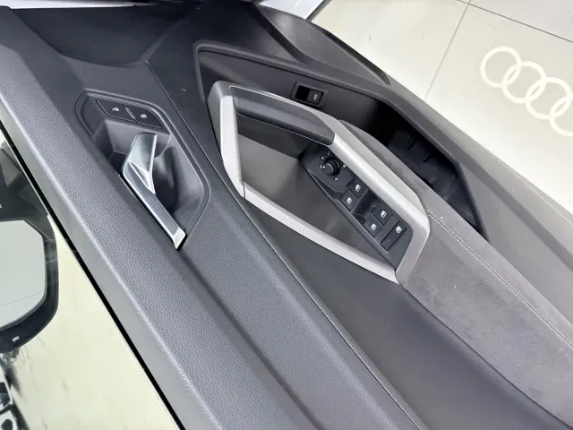 Audi Q3 — Фото автомобиля 22