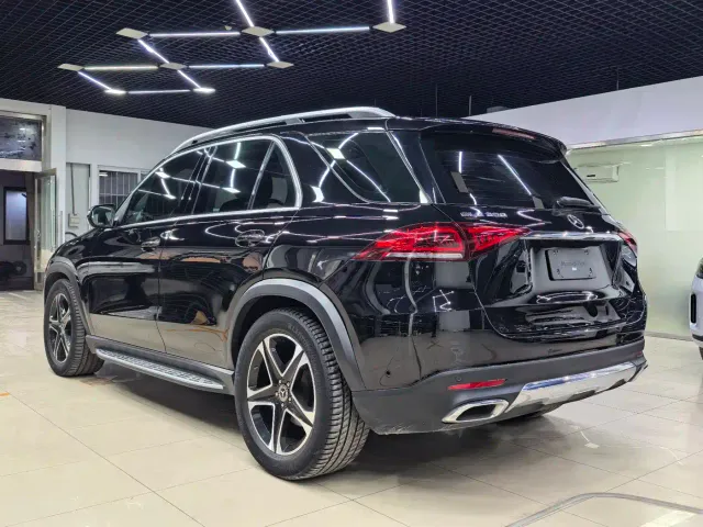 Mercedes-Benz GLE-Class — Фото автомобиля 15