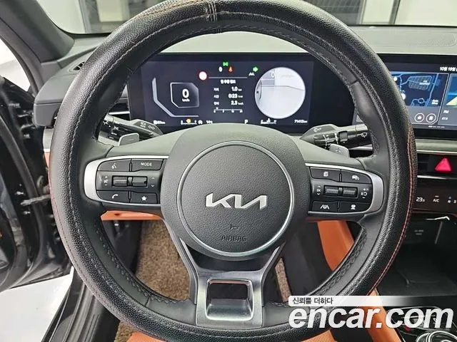 Kia K5 — Фото автомобиля 9