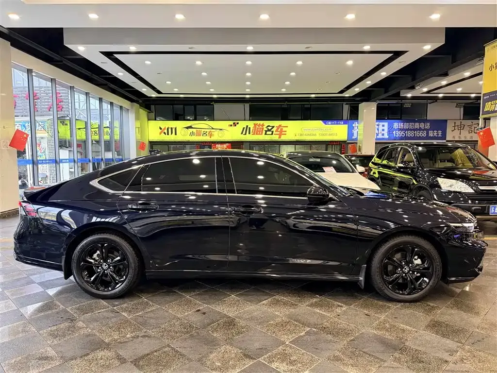 Honda Accord 2025 Sport Series 260TURBO Luxury Edition — Фото автомобиля 10