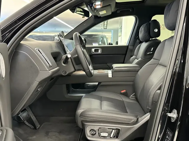 Li Auto L7 — Фото автомобиля 9