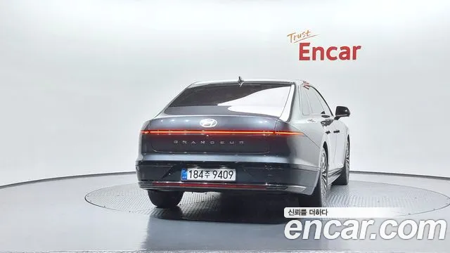 Hyundai Grandeur — Фото автомобиля 4
