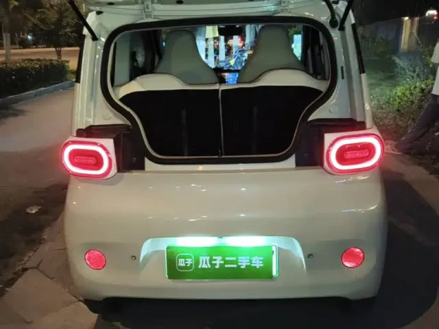 Wuling Hongguang Mini EV — Фото автомобиля 14