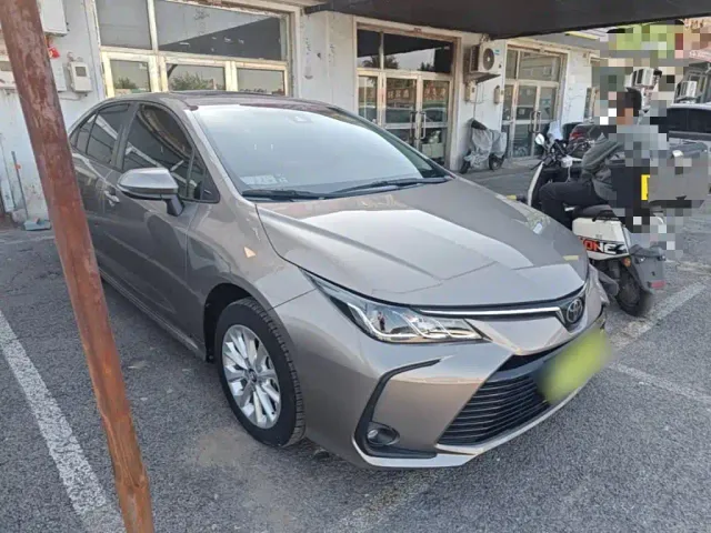 Toyota Corolla — Фото автомобиля 3