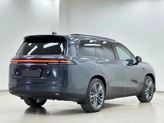Leapmotor C16 — Фото автомобиля 6