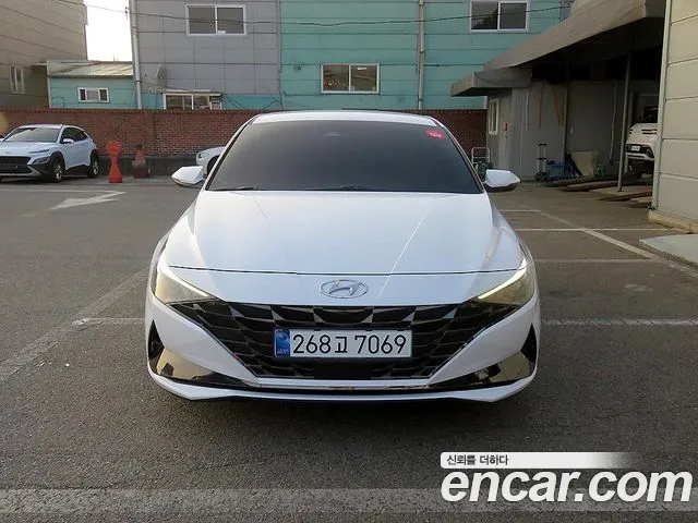 Hyundai Avante CN7 — Фото автомобиля 2