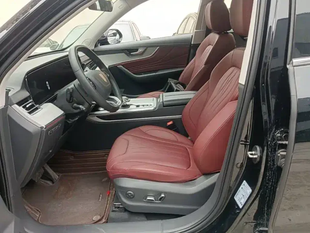 Hongqi HS5 — Фото автомобиля 14