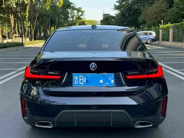 BMW 3 Series — Фото автомобиля 5