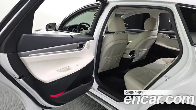 Hyundai Grandeur Grandeur (New) — Фото автомобиля 16