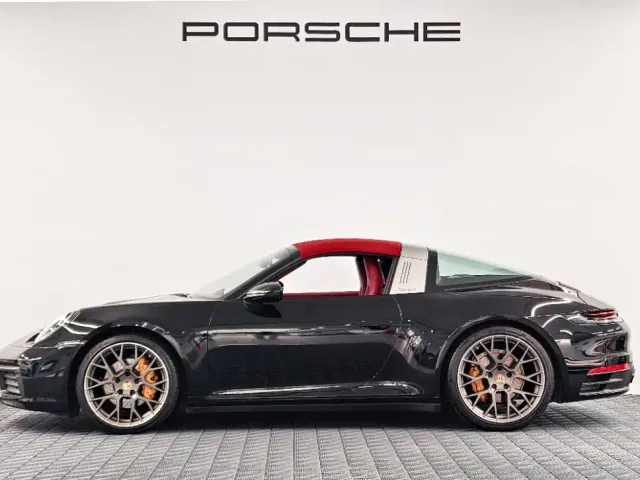 Porsche 911 — Фото автомобиля 6